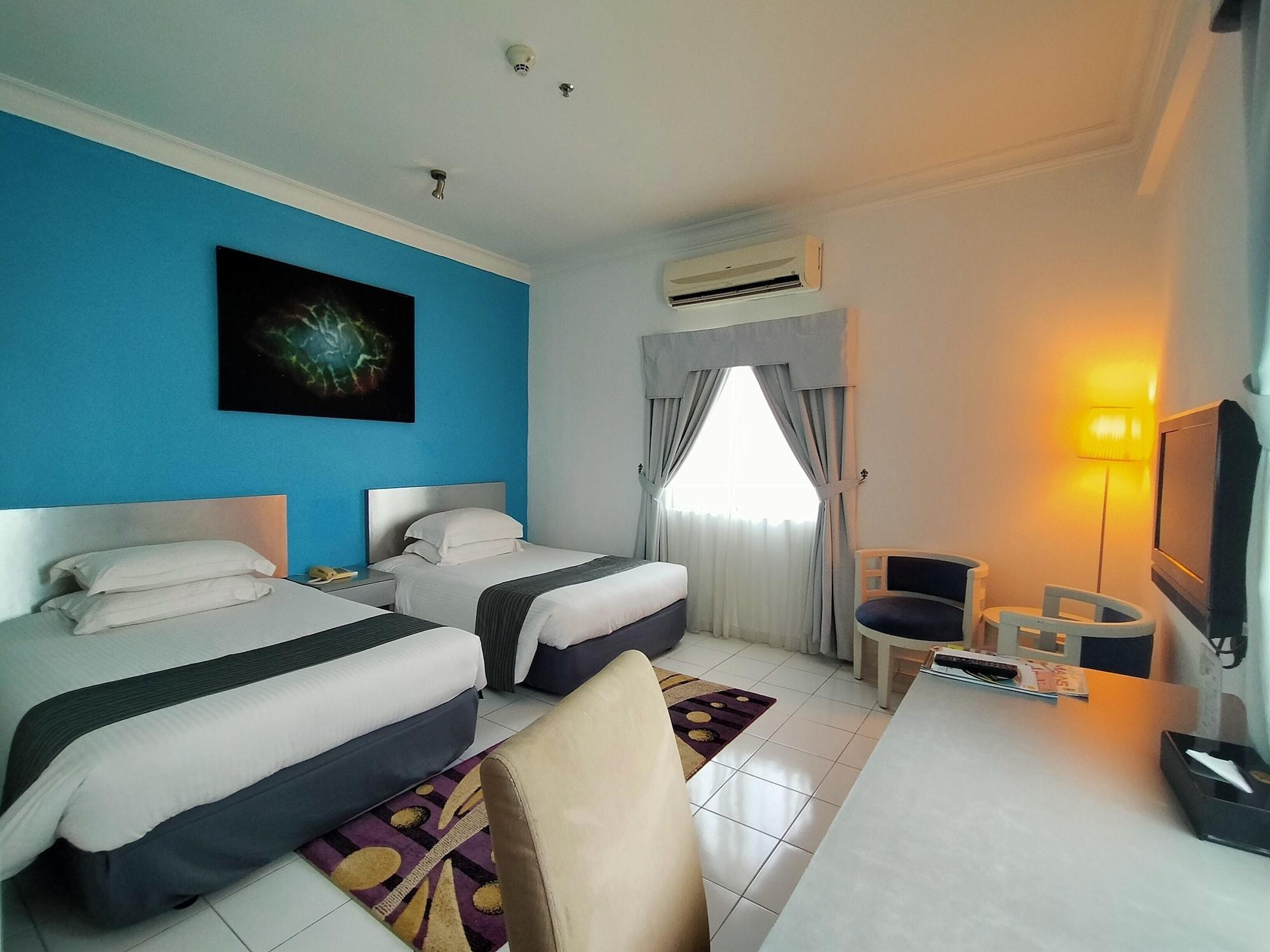 Klana Beach Resort Port Dickson Extérieur photo