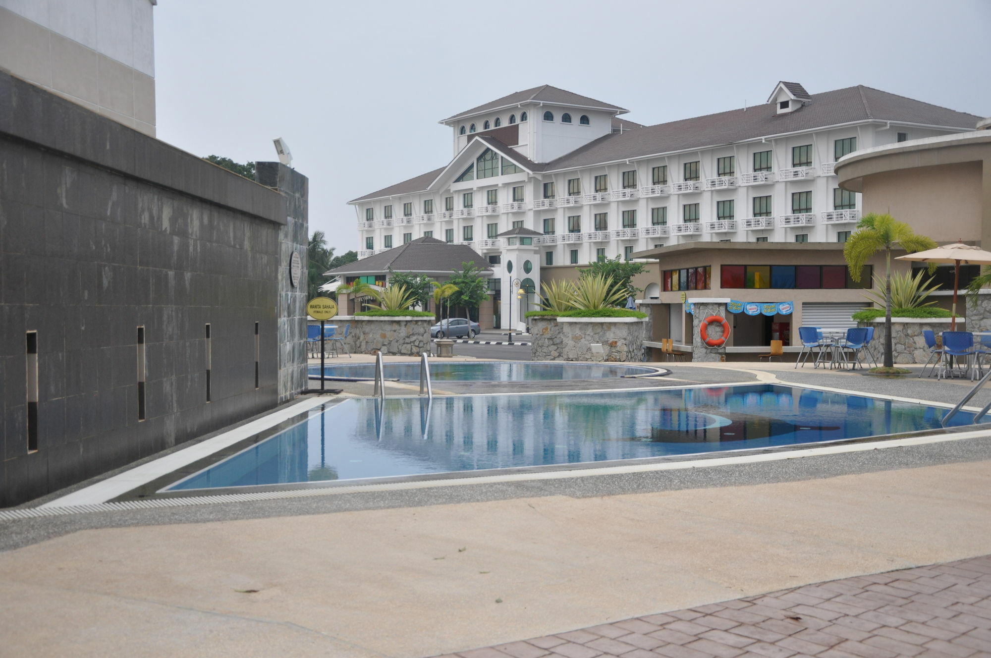 Klana Beach Resort Port Dickson Extérieur photo